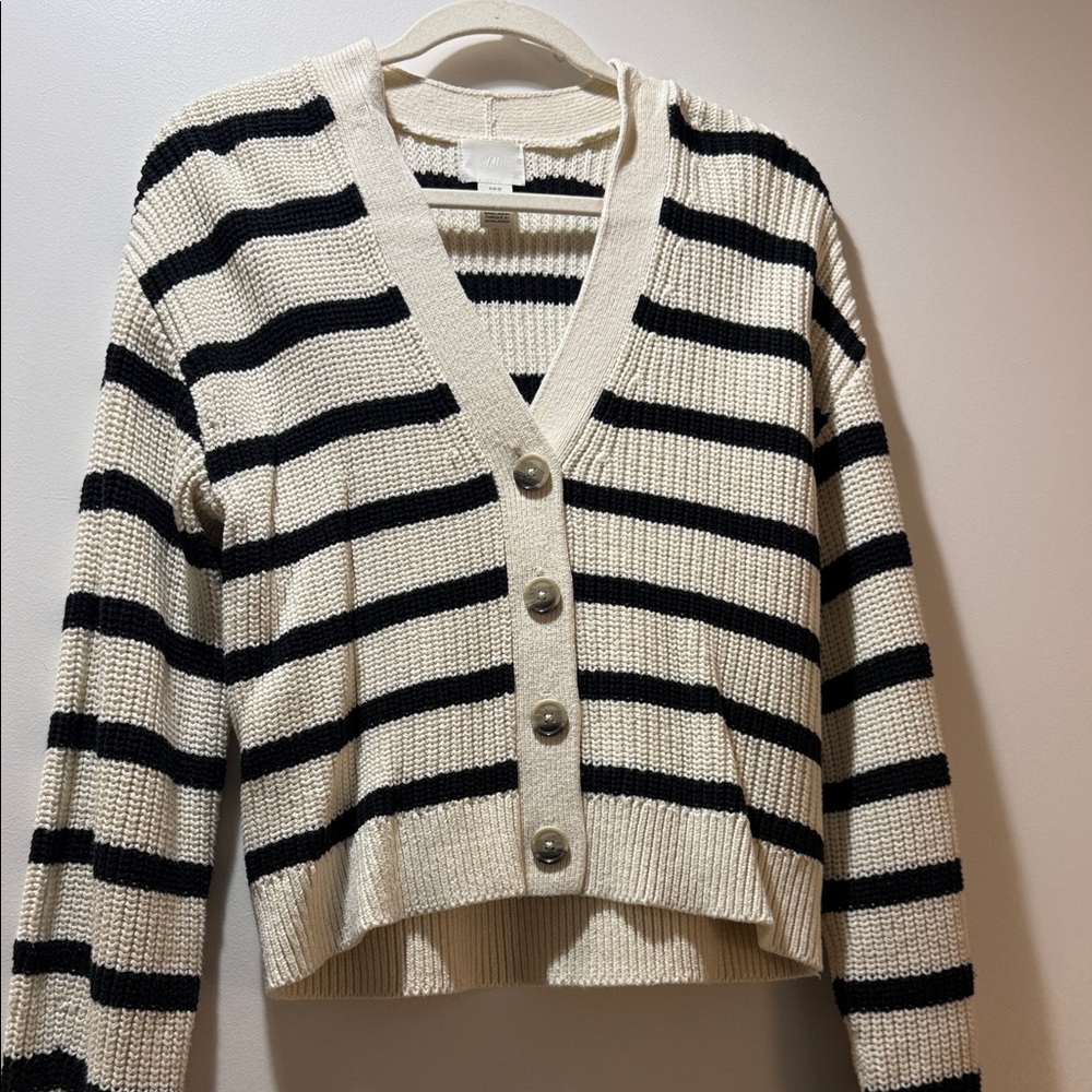 H&M - Striped Black and Cream Women's Sweater